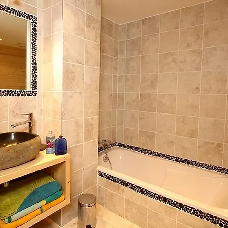 Odalys Chalet Husky בקתה *